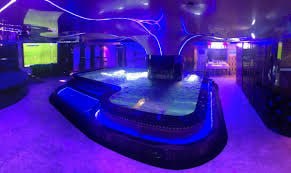 水療池燈光環境